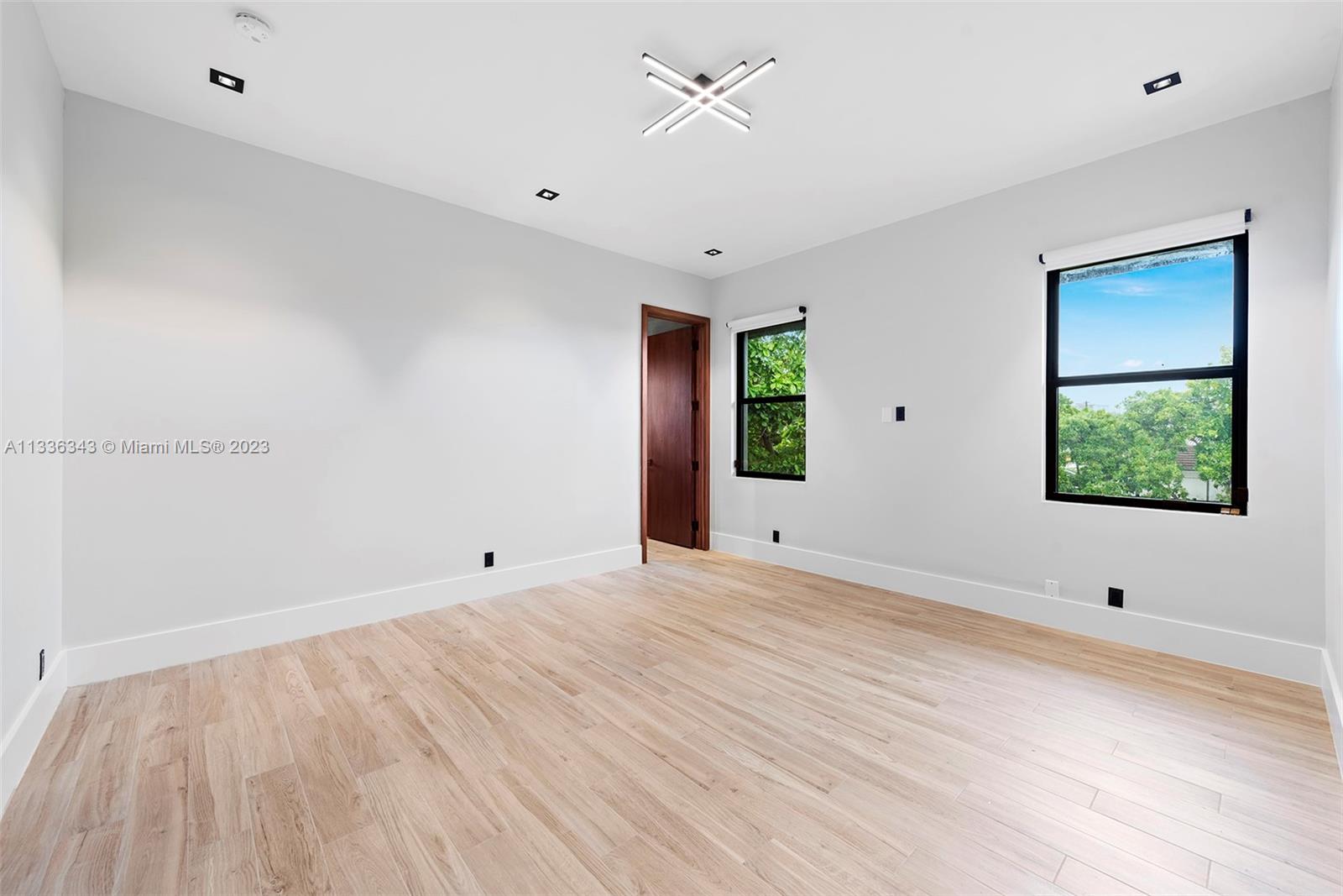 461 Poinciana Dr, Hallandale Beach, FL, 33009 United States, 6 Bedrooms Bedrooms, ,6 BathroomsBathrooms,Residential,For Sale,Poinciana Dr,A11336343