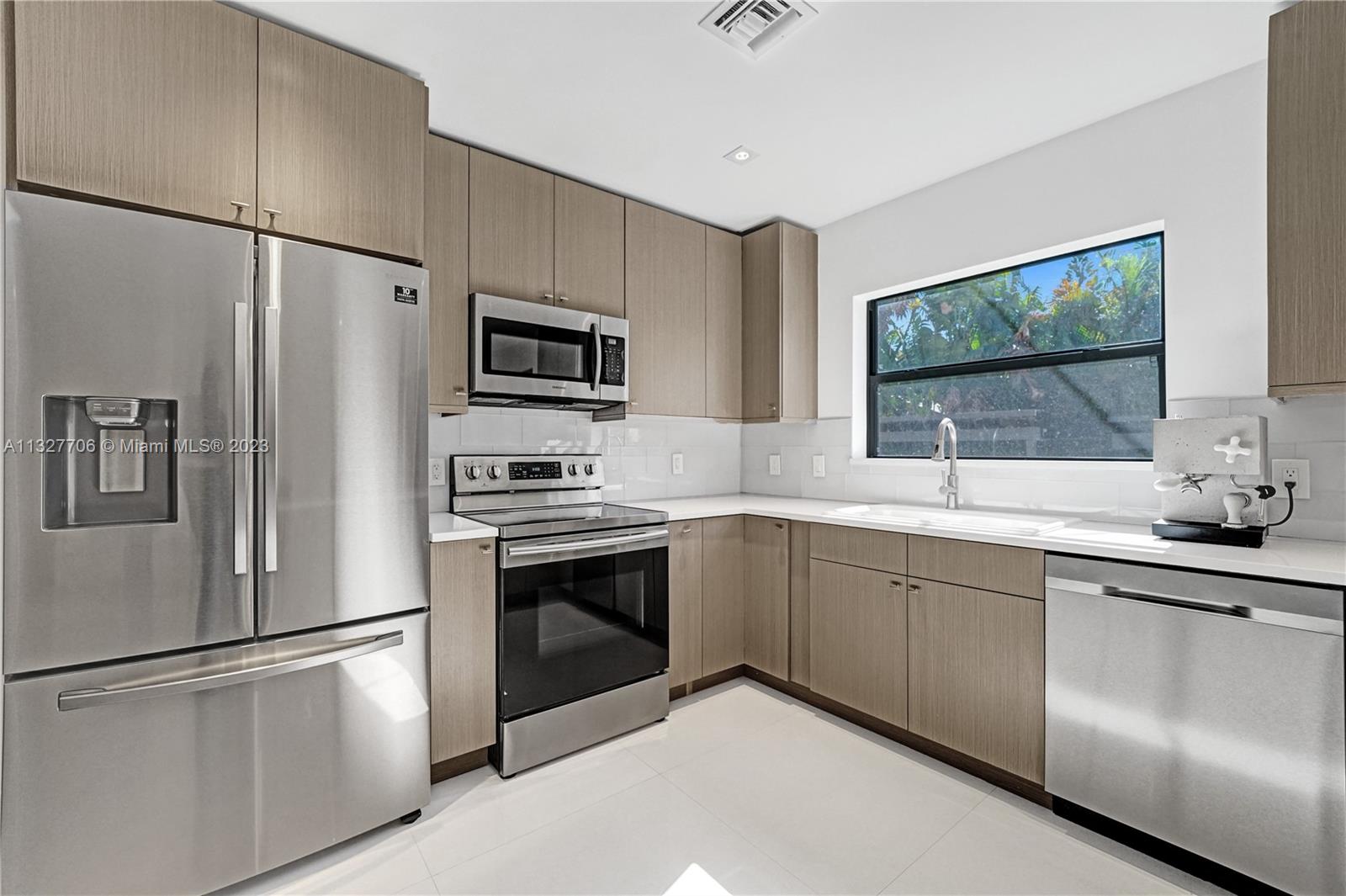 804 29th St, Fort Lauderdale, FL, 33315 United States, 3 Bedrooms Bedrooms, ,2 BathroomsBathrooms,Residential,For Sale,29th St,A11327706