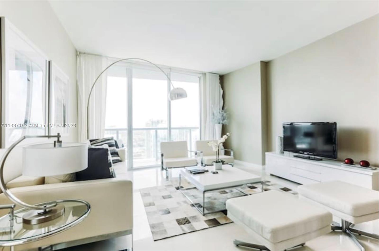 485 Brickell Ave 4507, Miami, Florida 33131, 1 Bedroom Bedrooms, ,1 BathroomBathrooms,Residential,For Sale,485 Brickell Ave 4507,A11337182