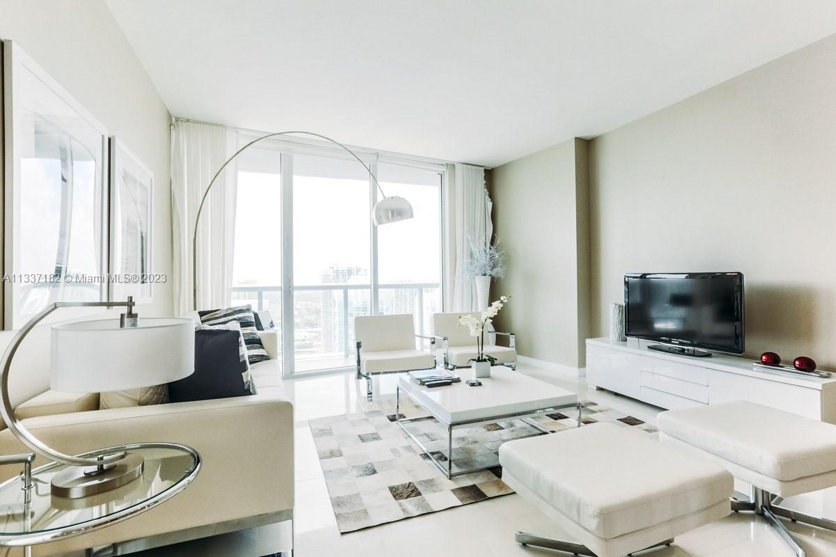 485 Brickell Ave 4507, Miami, Florida 33131, 1 Bedroom Bedrooms, ,1 BathroomBathrooms,Residential,For Sale,485 Brickell Ave 4507,A11337182