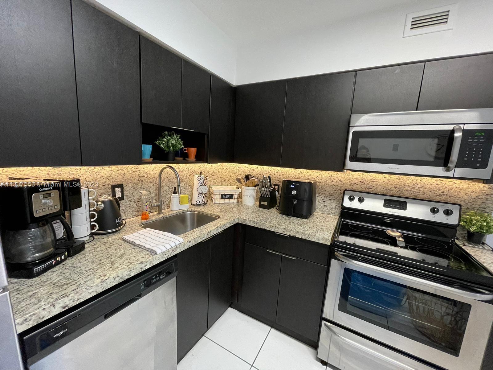 5151 Collins Ave 629, Miami Beach, Florida 33140, 2 Bedrooms Bedrooms, ,2 BathroomsBathrooms,Residential,For Sale,5151 Collins Ave 629,A11337553