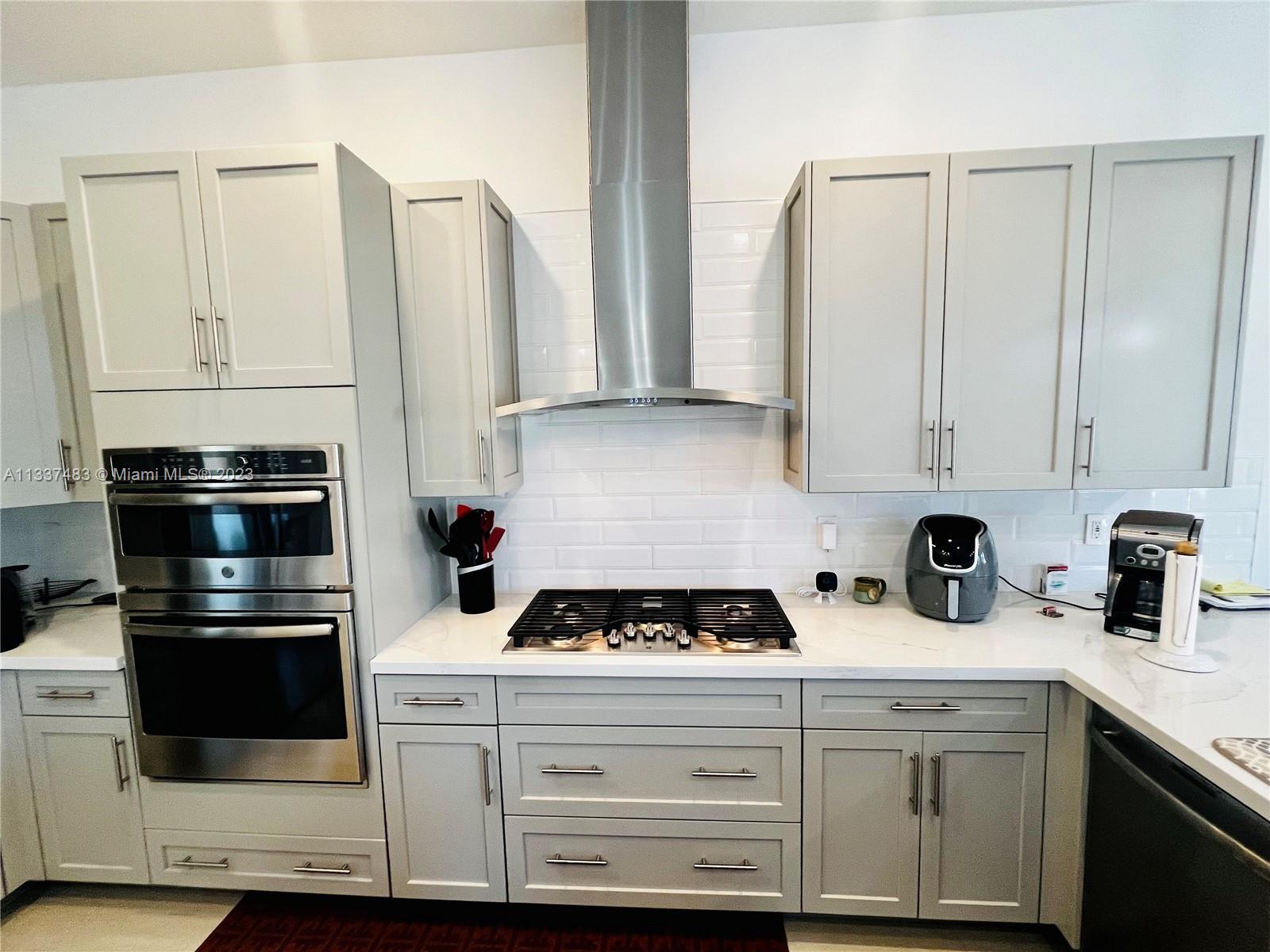 Parkland, Florida 33076, 6 Bedrooms Bedrooms, ,6 BathroomsBathrooms,Residential,For Sale,A11337483