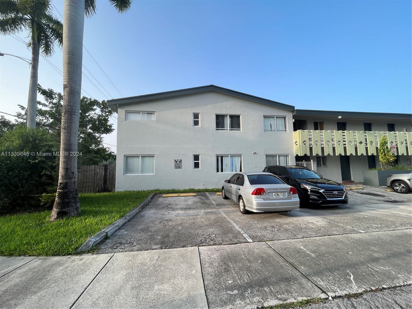 941 NE 169th St 224, North Miami Beach, Florida 33162, 2 Bedrooms Bedrooms, ,1 BathroomBathrooms,Residential,For Sale,941 NE 169th St 224,A11339646