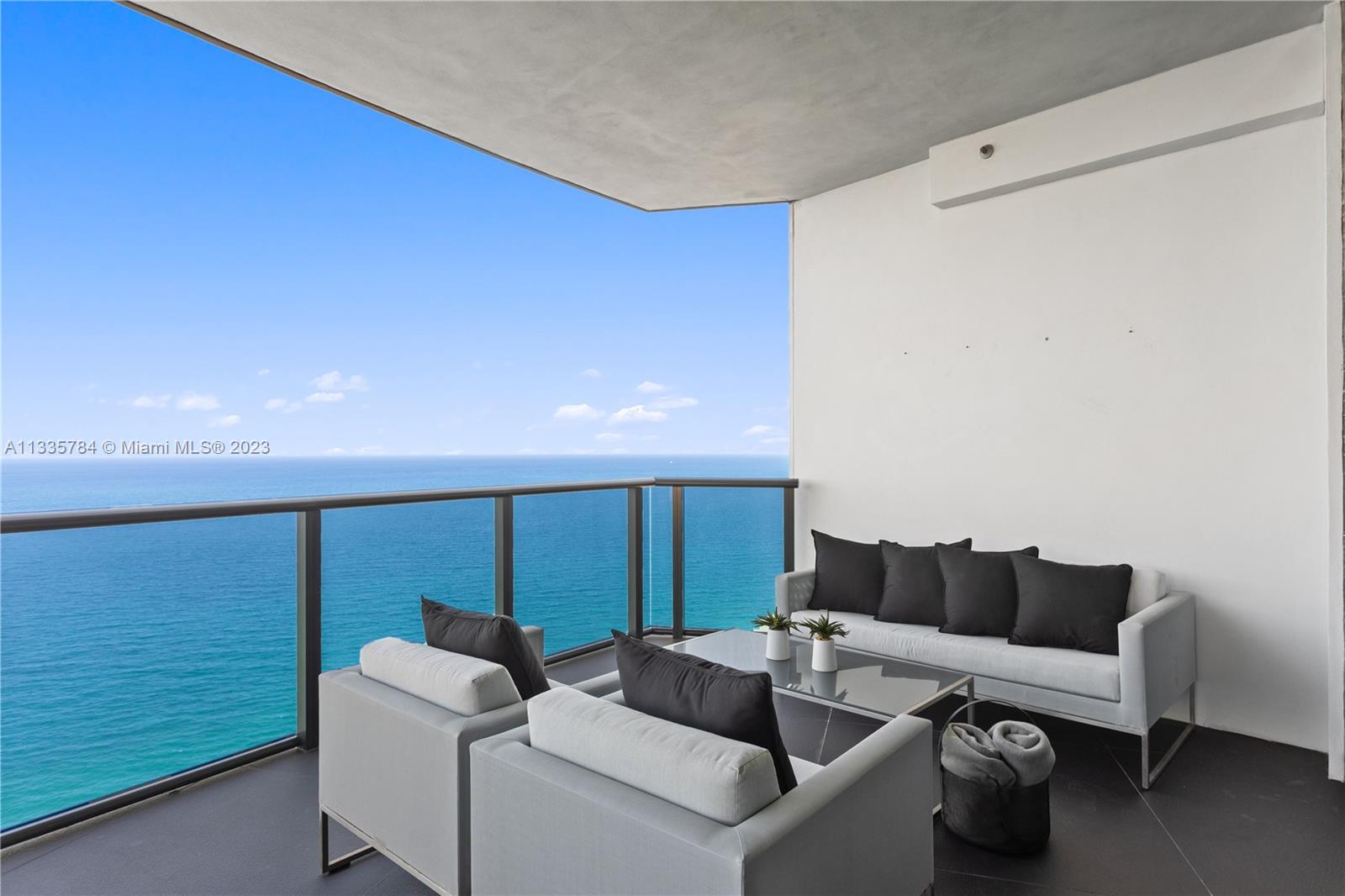 18555 Collins Ave, Sunny Isles Beach, FL, 33160 United States, 4 Bedrooms Bedrooms, ,4 BathroomsBathrooms,Residential,For Sale,Collins Ave,A11335784