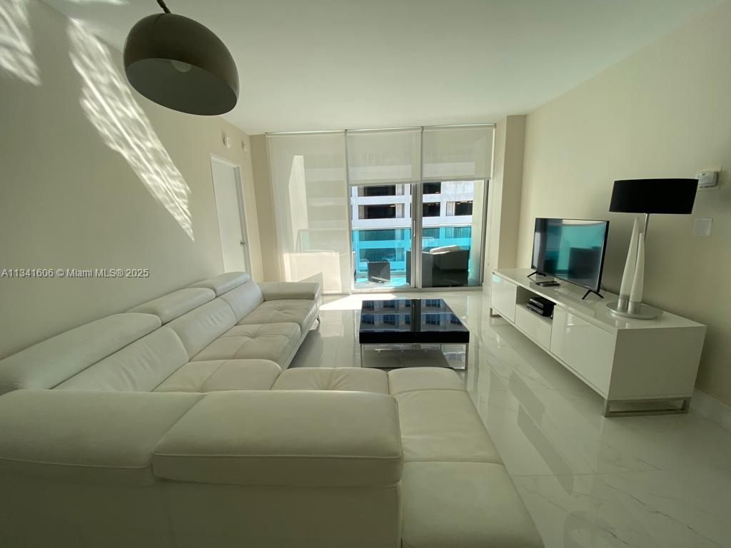 4001 S Ocean Dr 10F, Hollywood, Florida 33019, 2 Bedrooms Bedrooms, ,2 BathroomsBathrooms,Residentiallease,For Rent,4001 S Ocean Dr 10F,A11341606