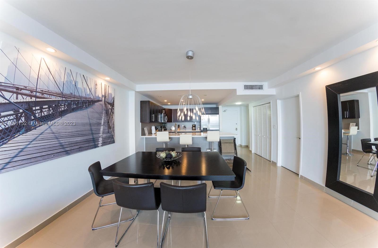 5601 Collins Ave 1106, Miami Beach, Florida 33140, 2 Bedrooms Bedrooms, ,2 BathroomsBathrooms,Residentiallease,For Rent,5601 Collins Ave 1106,A11341752