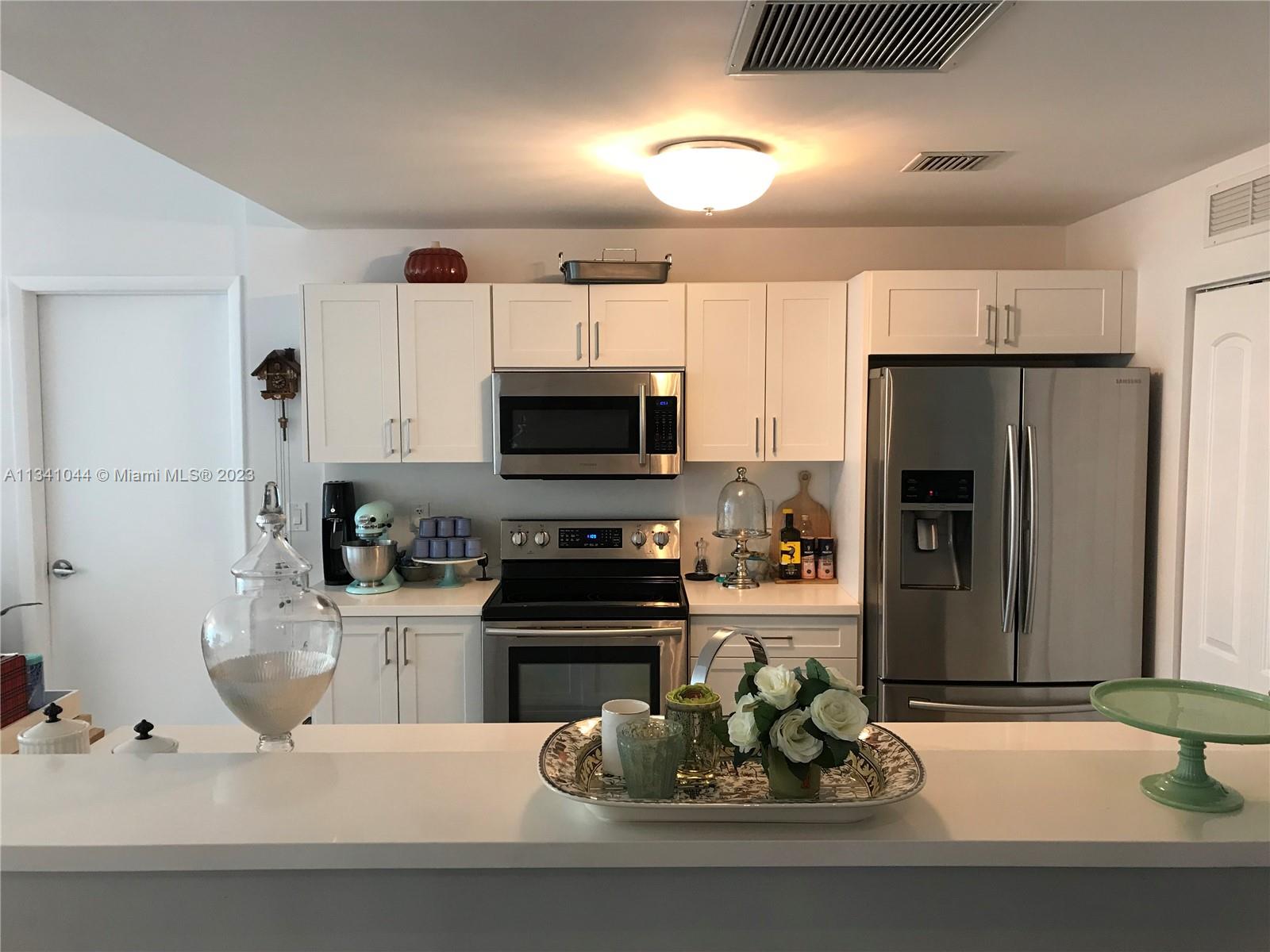 3131 188 St, Aventura, FL, 33180 United States, 2 Bedrooms Bedrooms, ,2 BathroomsBathrooms,Residential,For Sale,188 St,A11341044