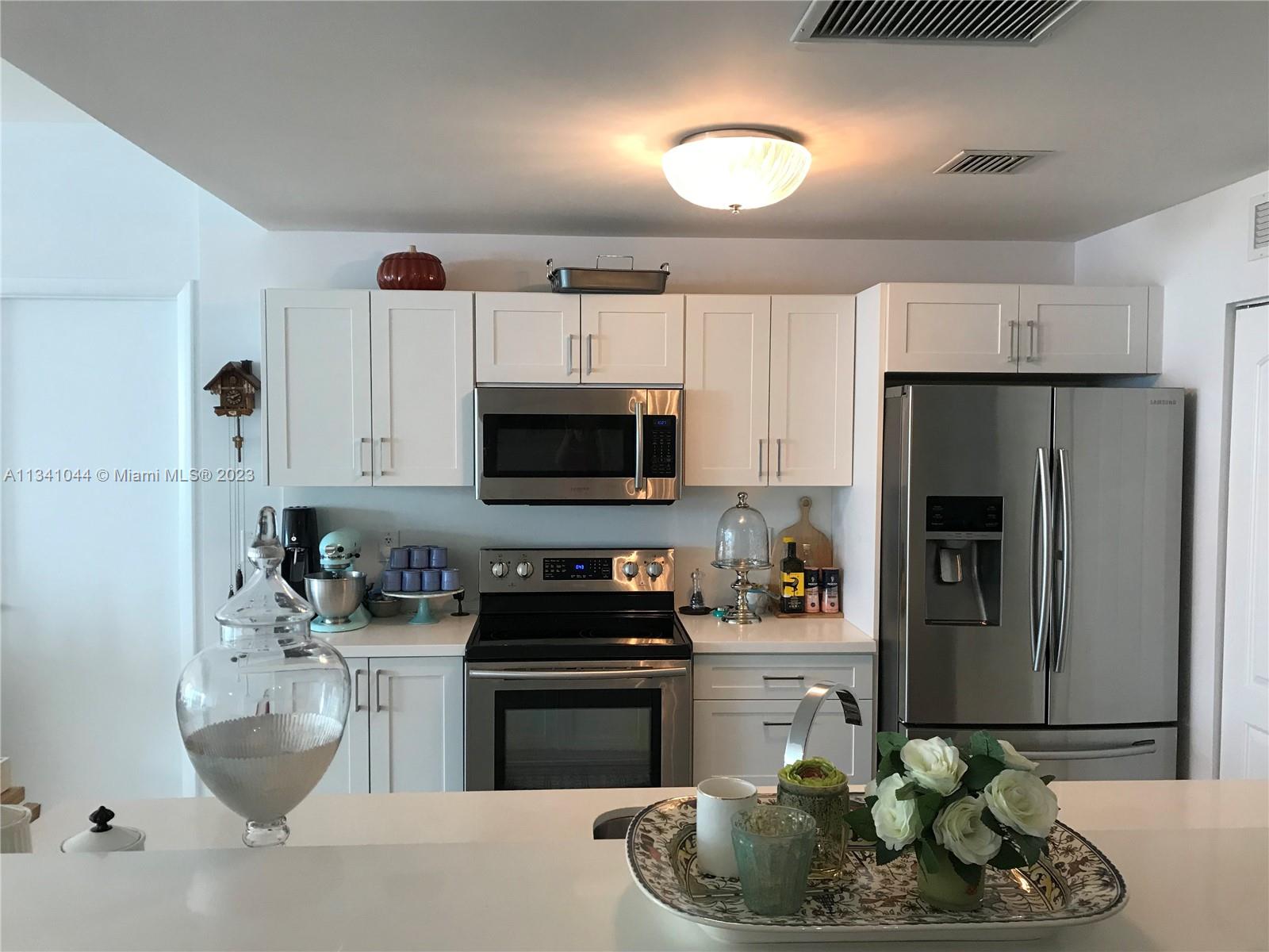 3131 188 St, Aventura, FL, 33180 United States, 2 Bedrooms Bedrooms, ,2 BathroomsBathrooms,Residential,For Sale,188 St,A11341044