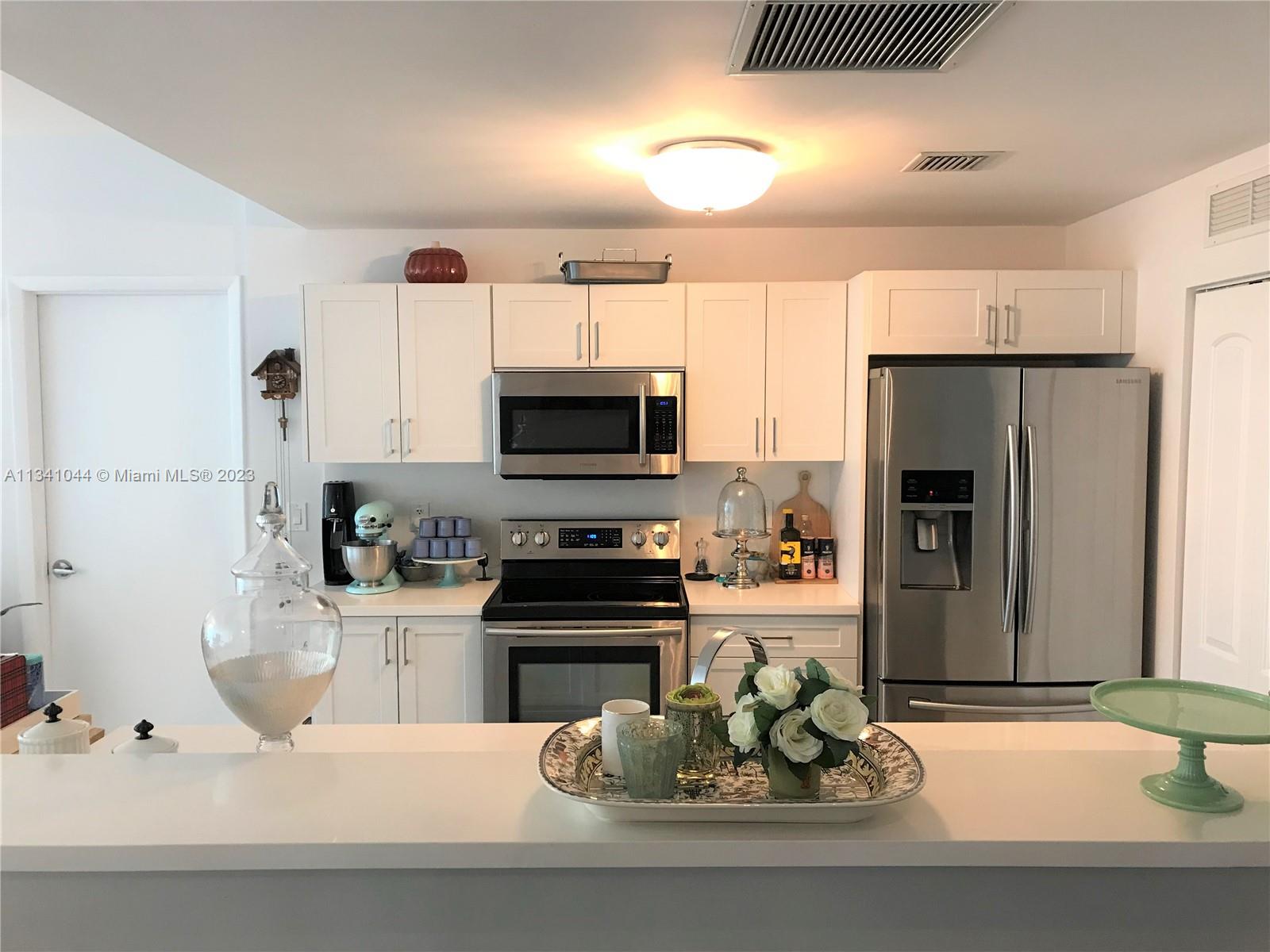 3131 188 St, Aventura, FL, 33180 United States, 2 Bedrooms Bedrooms, ,2 BathroomsBathrooms,Residential,For Sale,188 St,A11341044