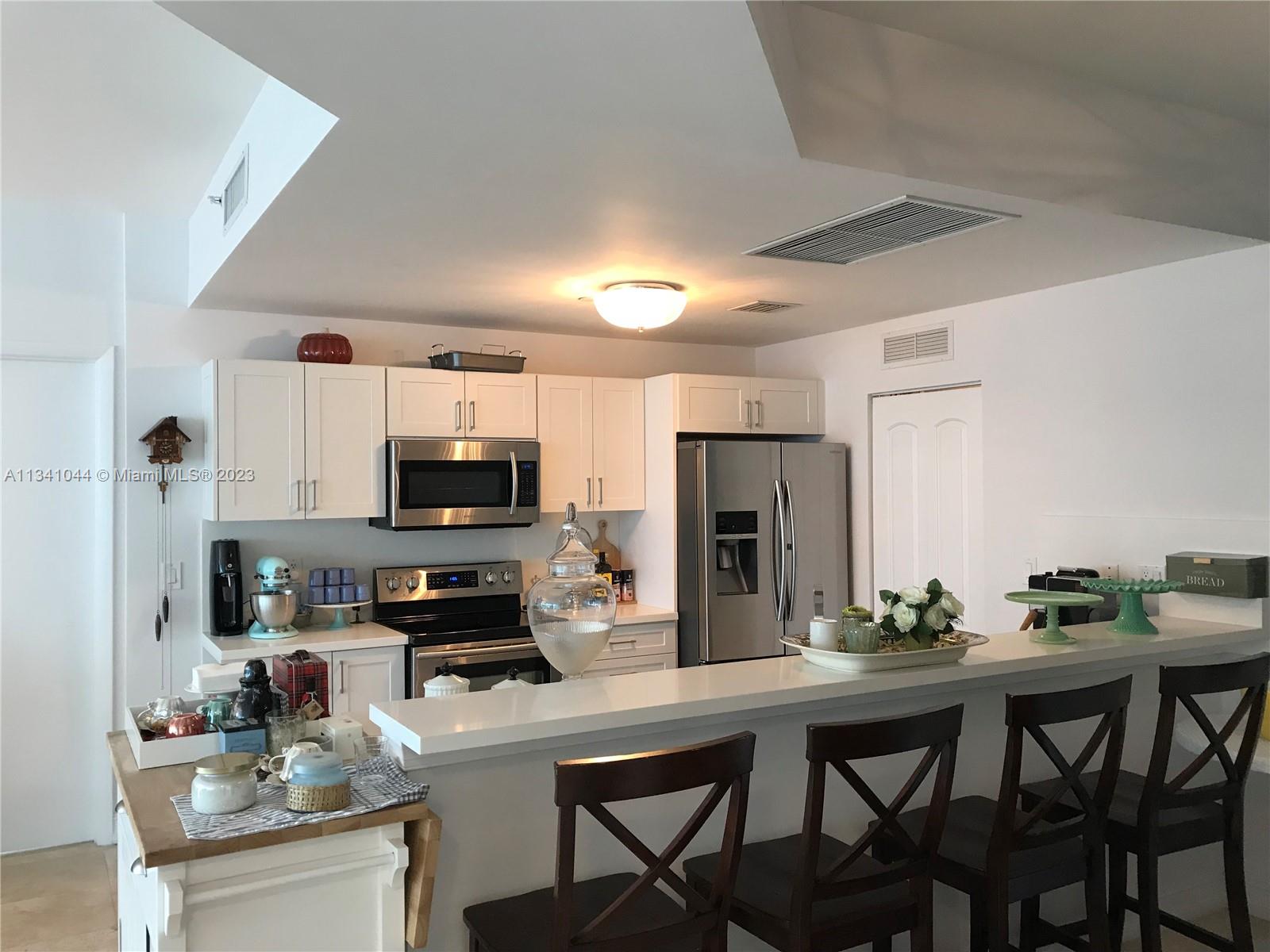 3131 188 St, Aventura, FL, 33180 United States, 2 Bedrooms Bedrooms, ,2 BathroomsBathrooms,Residential,For Sale,188 St,A11341044