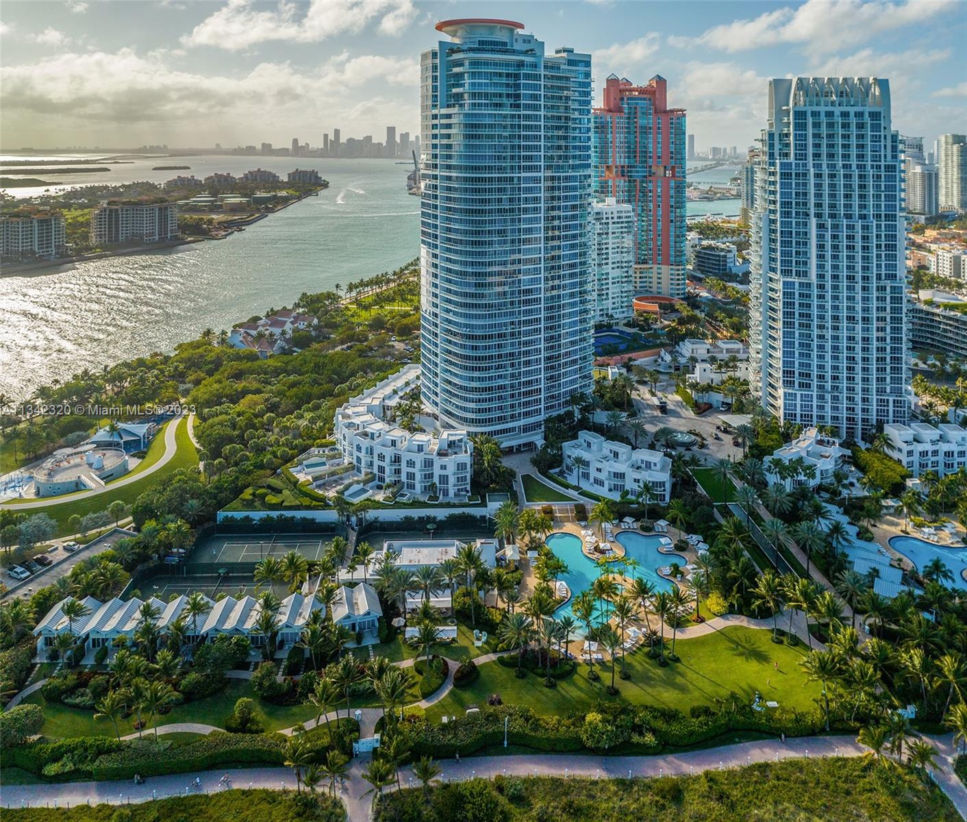 100 Pointe Dr, Miami Beach, FL, 33139 United States, 2 Bedrooms Bedrooms, ,2 BathroomsBathrooms,Residential,For Sale,Pointe Dr,A11342320