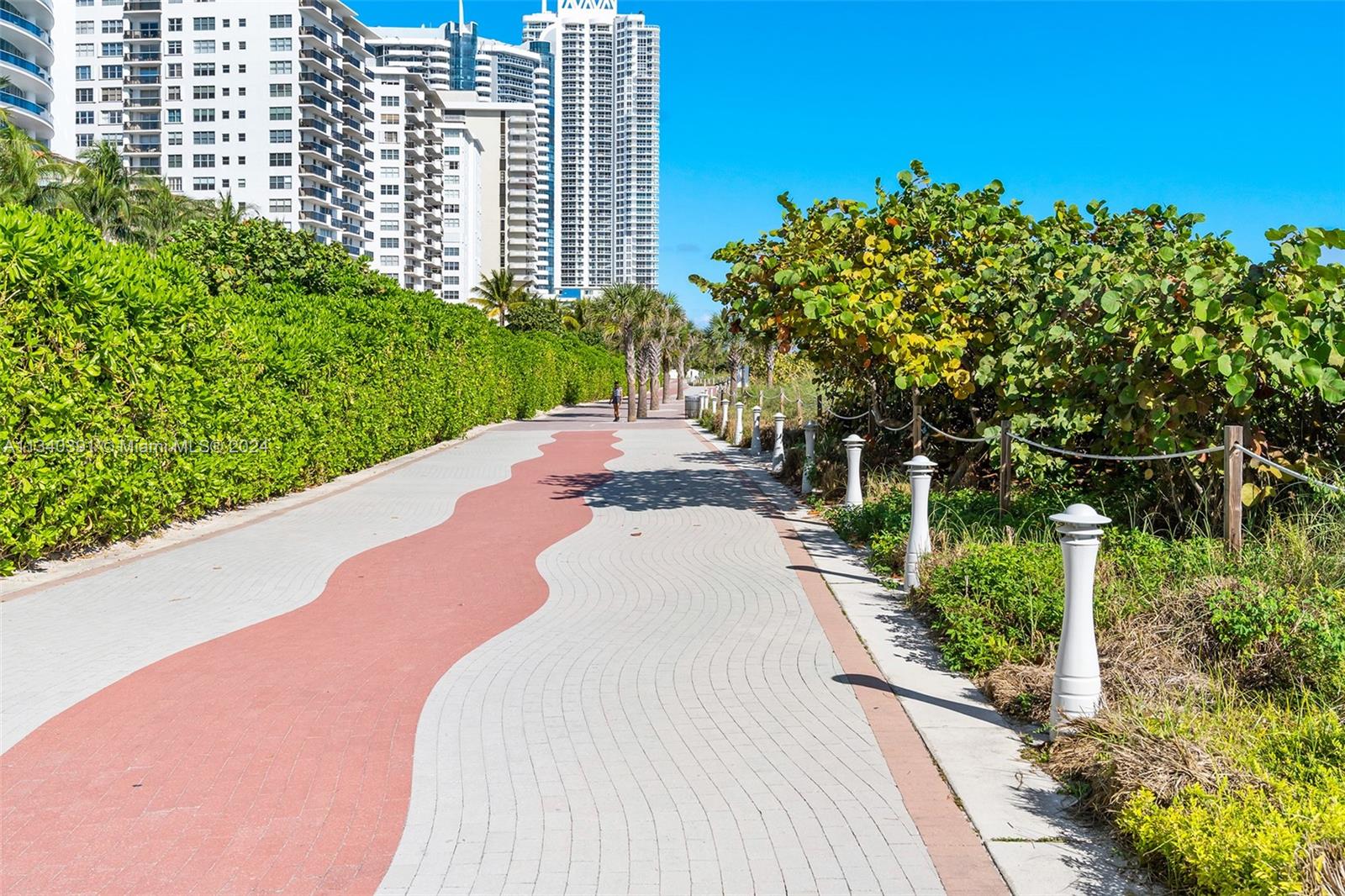 5959 Collins Ave, Miami Beach, FL, 33140 United States, 4 Bedrooms Bedrooms, ,3 BathroomsBathrooms,Residential,For Sale,Collins Ave,A11340391