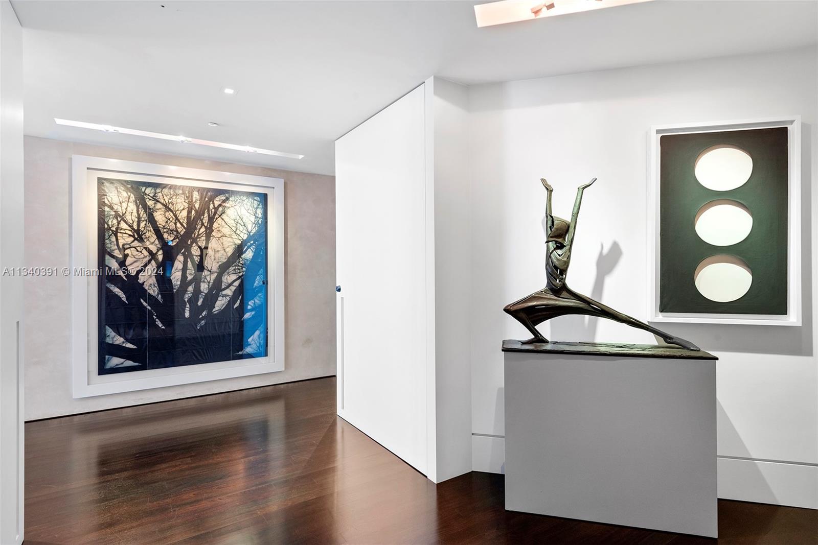 5959 Collins Ave, Miami Beach, FL, 33140 United States, 4 Bedrooms Bedrooms, ,3 BathroomsBathrooms,Residential,For Sale,Collins Ave,A11340391