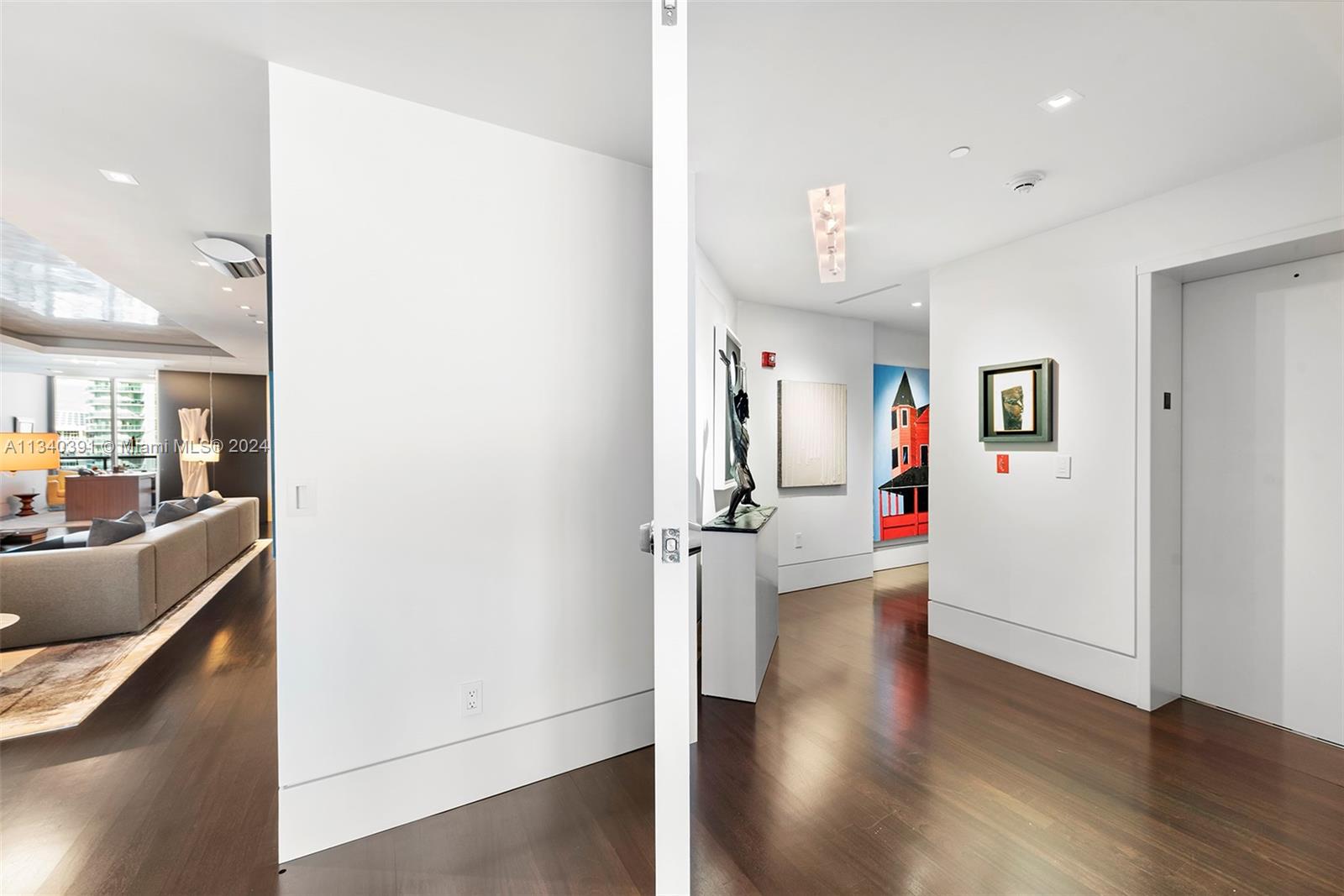 5959 Collins Ave, Miami Beach, FL, 33140 United States, 4 Bedrooms Bedrooms, ,3 BathroomsBathrooms,Residential,For Sale,Collins Ave,A11340391