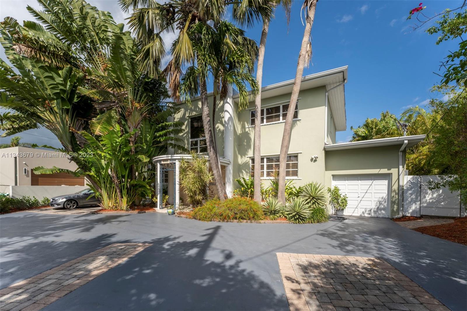 3180 Bay Rd, Miami Beach, FL, 33140 United States, 5 Bedrooms Bedrooms, ,3 BathroomsBathrooms,Residential,For Sale,Bay Rd,A11343679