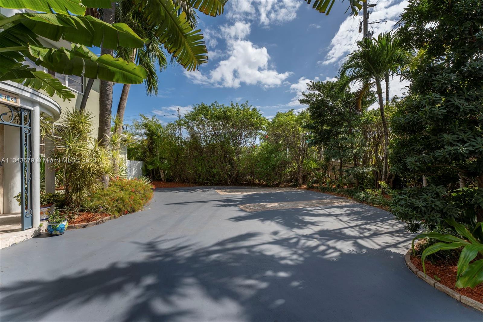 3180 Bay Rd, Miami Beach, FL, 33140 United States, 5 Bedrooms Bedrooms, ,3 BathroomsBathrooms,Residential,For Sale,Bay Rd,A11343679