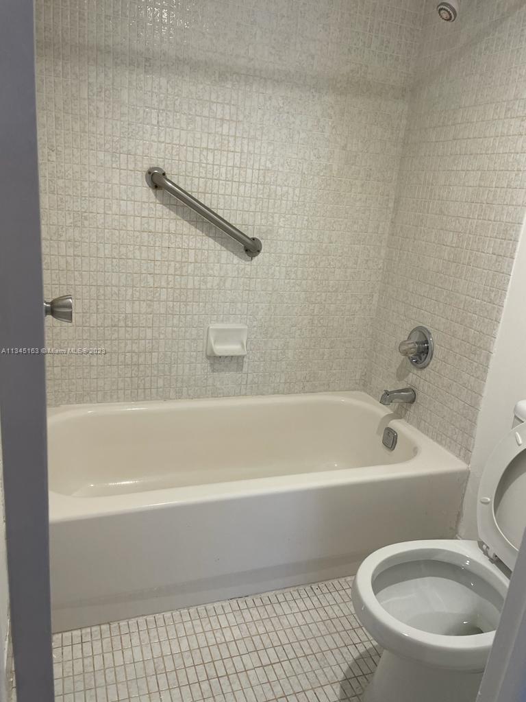 20379 Country Club Dr, Aventura, FL, 33180 United States, 2 Bedrooms Bedrooms, ,2 BathroomsBathrooms,Residential,For Sale,Country Club Dr,A11345163