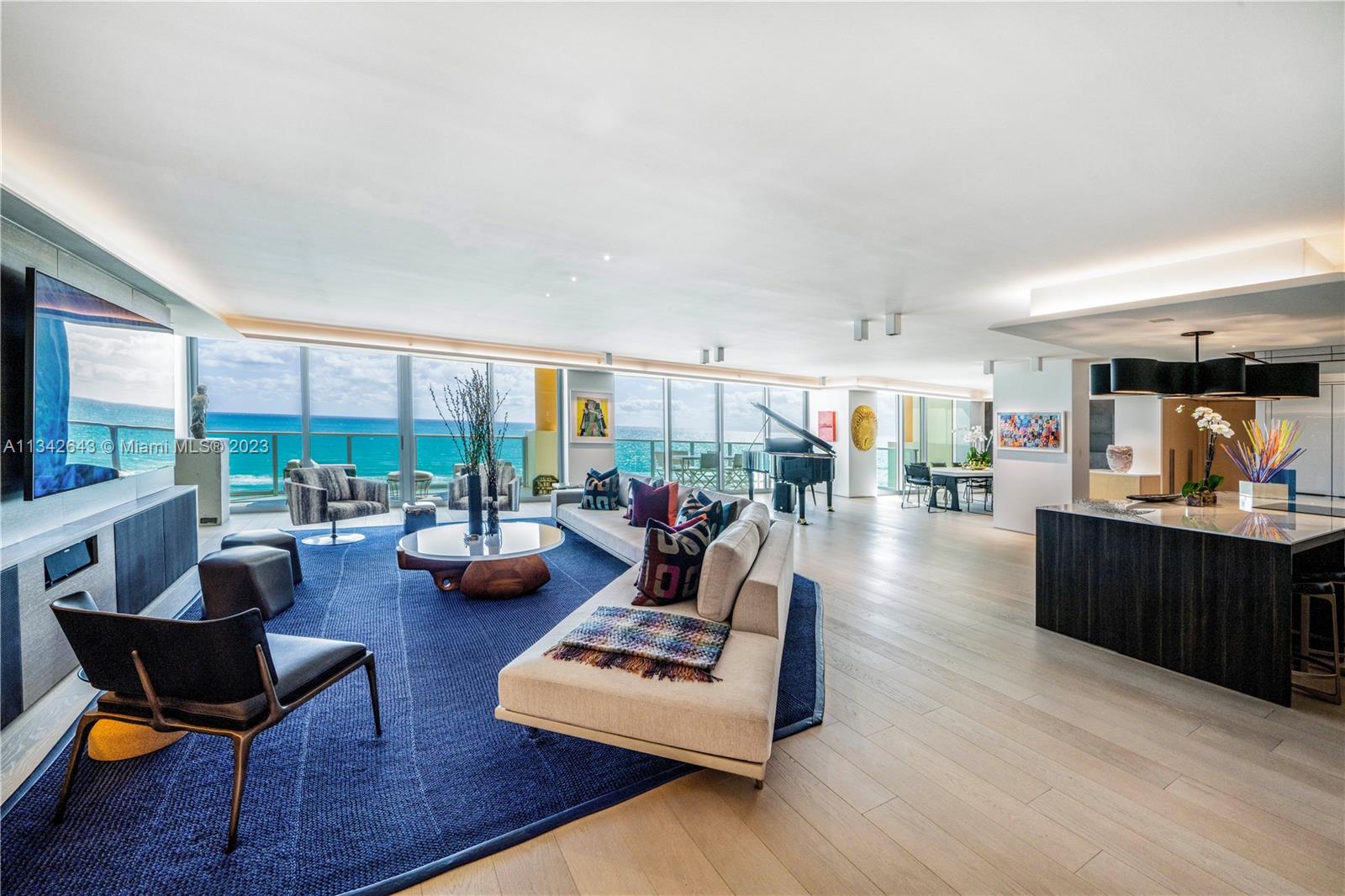 1455 Ocean Dr, Miami Beach, FL, 33139 United States, 2 Bedrooms Bedrooms, ,2 BathroomsBathrooms,Residential,For Sale,Ocean Dr,A11342643