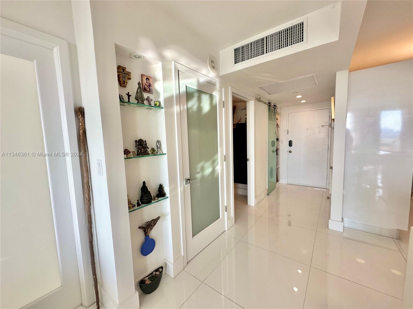 100 Lincoln Rd 1022, Miami Beach, Florida 33139, 1 Bedroom Bedrooms, ,2 BathroomsBathrooms,Residential,For Sale,100 Lincoln Rd 1022,A11346361