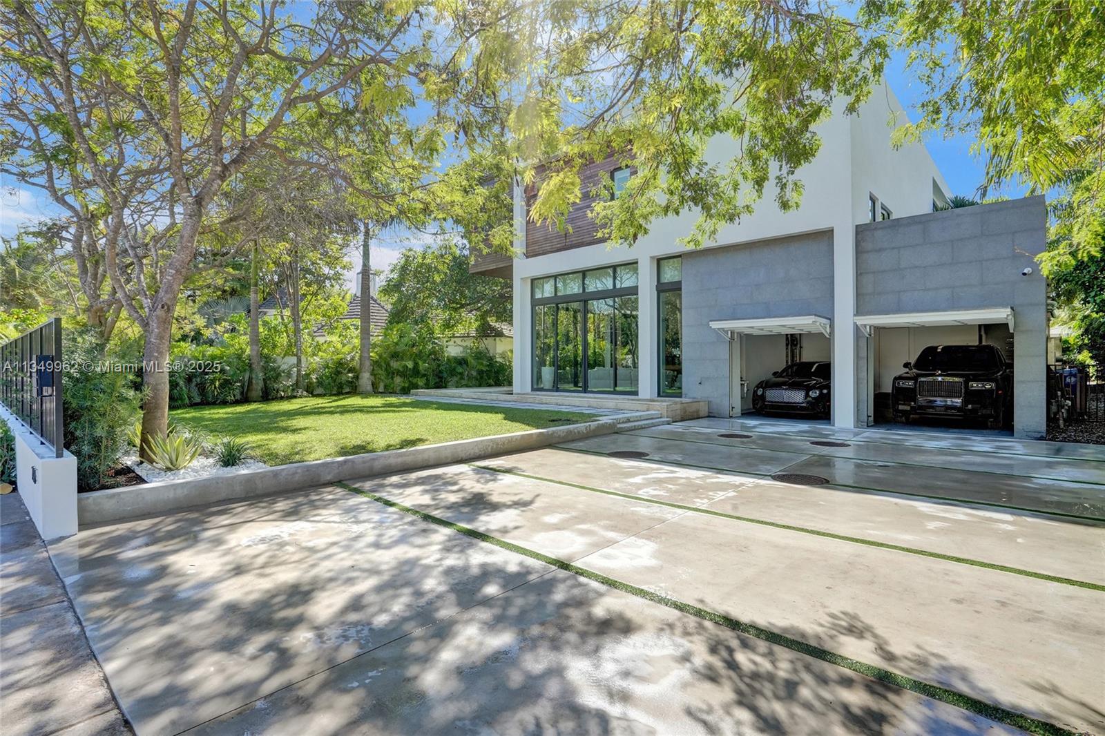 Golden Beach, FL, 33160 United States, 6 Bedrooms Bedrooms, ,6 BathroomsBathrooms,Residential,For Sale,A11349962