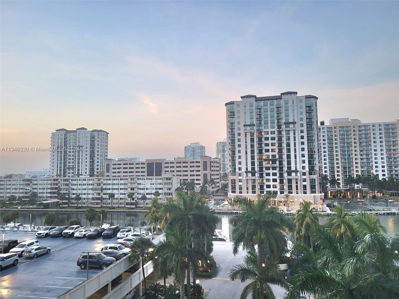 100 Bayview Dr, Sunny Isles Beach, FL, 33160 United States, 2 Bedrooms Bedrooms, ,2 BathroomsBathrooms,Residential,For Sale,Bayview Dr,A11348320