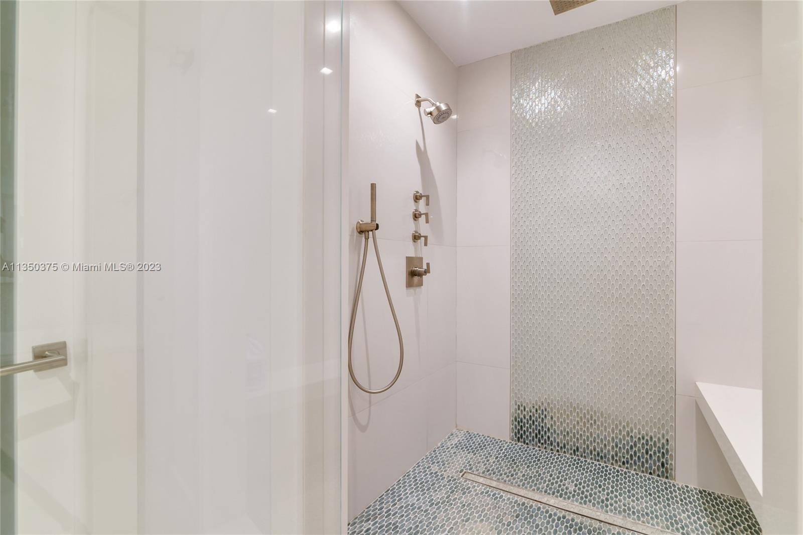 5959 Collins Ave, Miami Beach, FL, 33140 United States, 4 Bedrooms Bedrooms, ,5 BathroomsBathrooms,Residential,For Sale,Collins Ave,A11350375