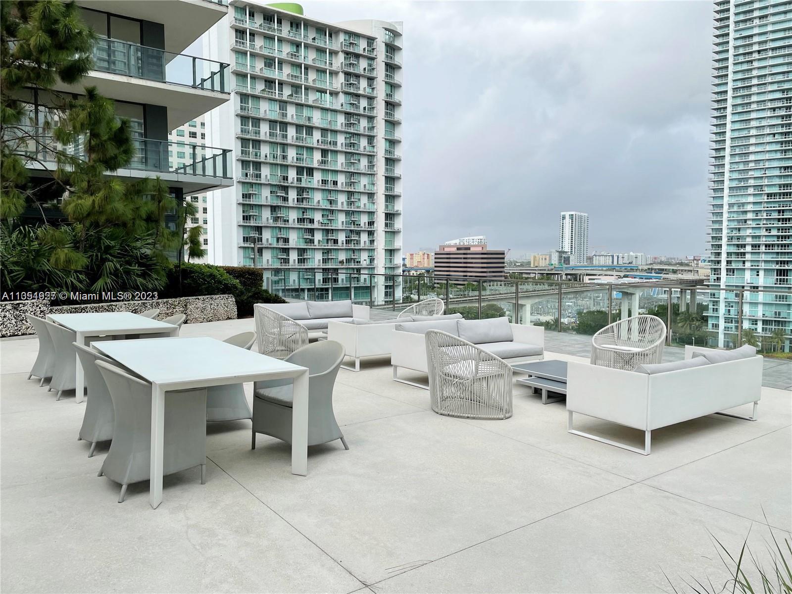 88 SW 7th St #3709 For Sale A11351927, FL