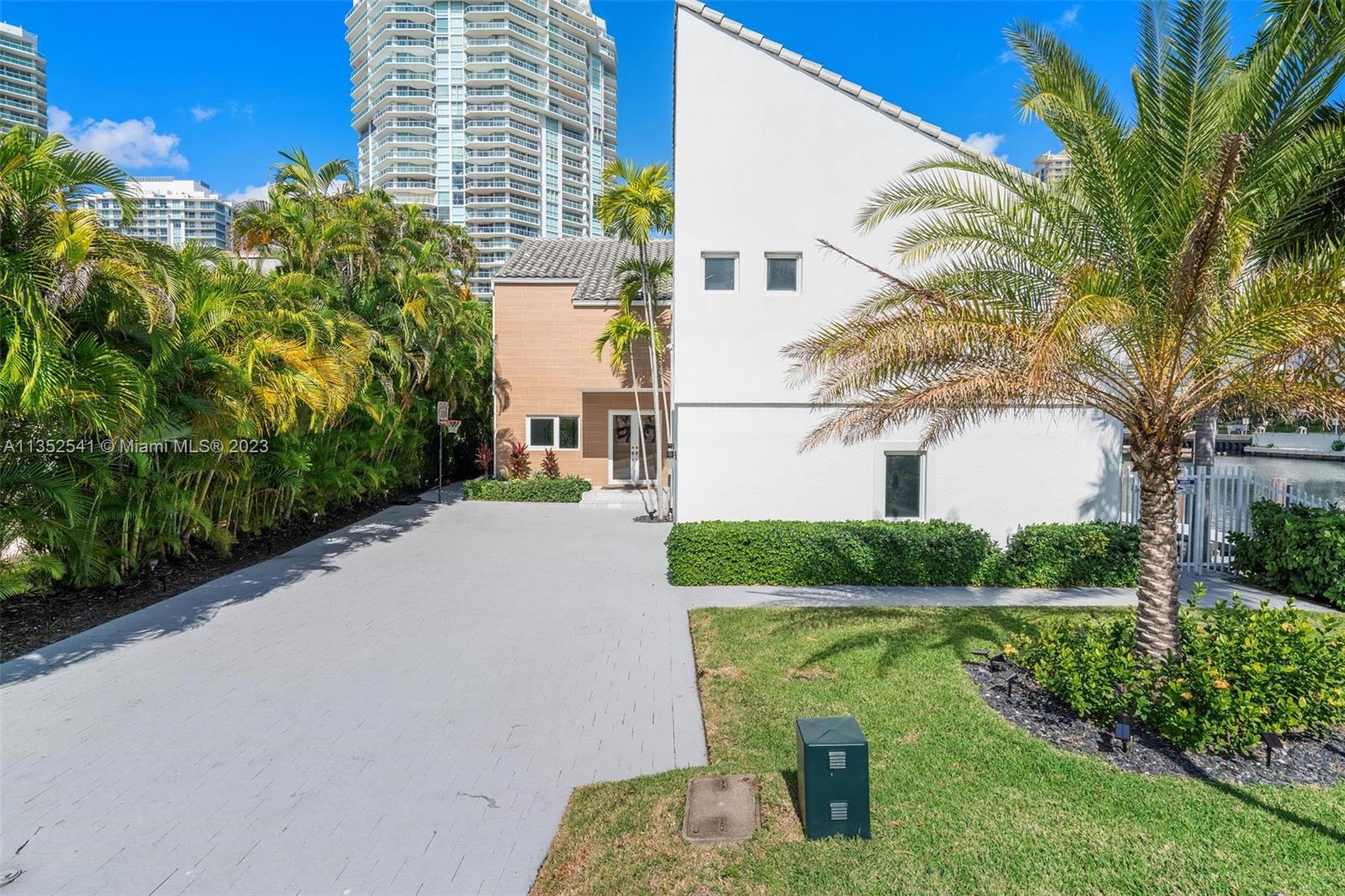 201 Atlantic Ave, Sunny Isles Beach, FL, 33160 United States, 4 Bedrooms Bedrooms, ,3 BathroomsBathrooms,Residential,For Sale,Atlantic Ave,A11352541