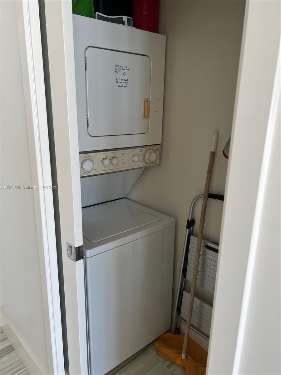 100 Lincoln Rd PH9, Miami Beach, Florida 33139, 2 Bedrooms Bedrooms, ,2 BathroomsBathrooms,Residentiallease,For Rent,100 Lincoln Rd PH9,A11353590