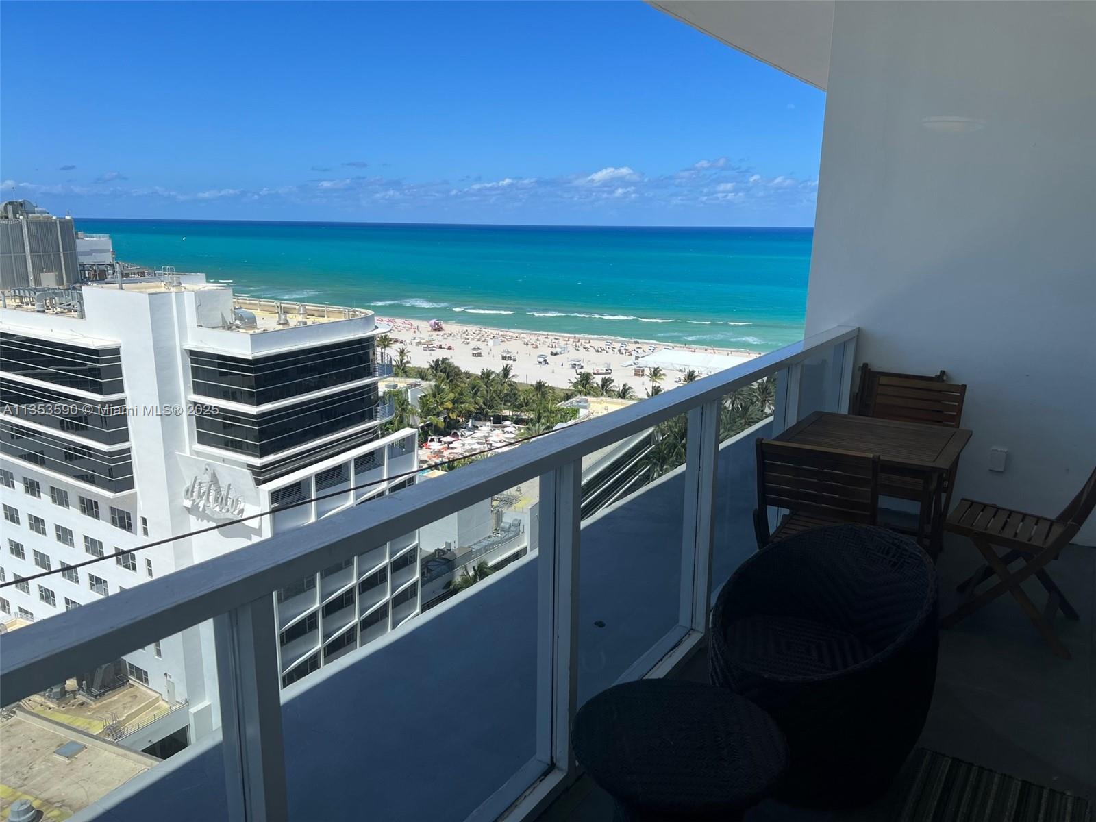 100 Lincoln Rd PH9, Miami Beach, Florida 33139, 2 Bedrooms Bedrooms, ,2 BathroomsBathrooms,Residentiallease,For Rent,100 Lincoln Rd PH9,A11353590