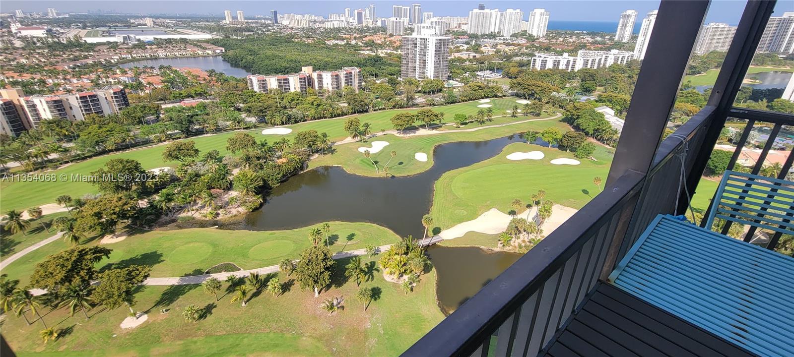 20379 Country Club Dr, Aventura, FL, 33180 United States, 1 Bedroom Bedrooms, ,1 BathroomBathrooms,Residential,For Sale,Country Club Dr,A11354068