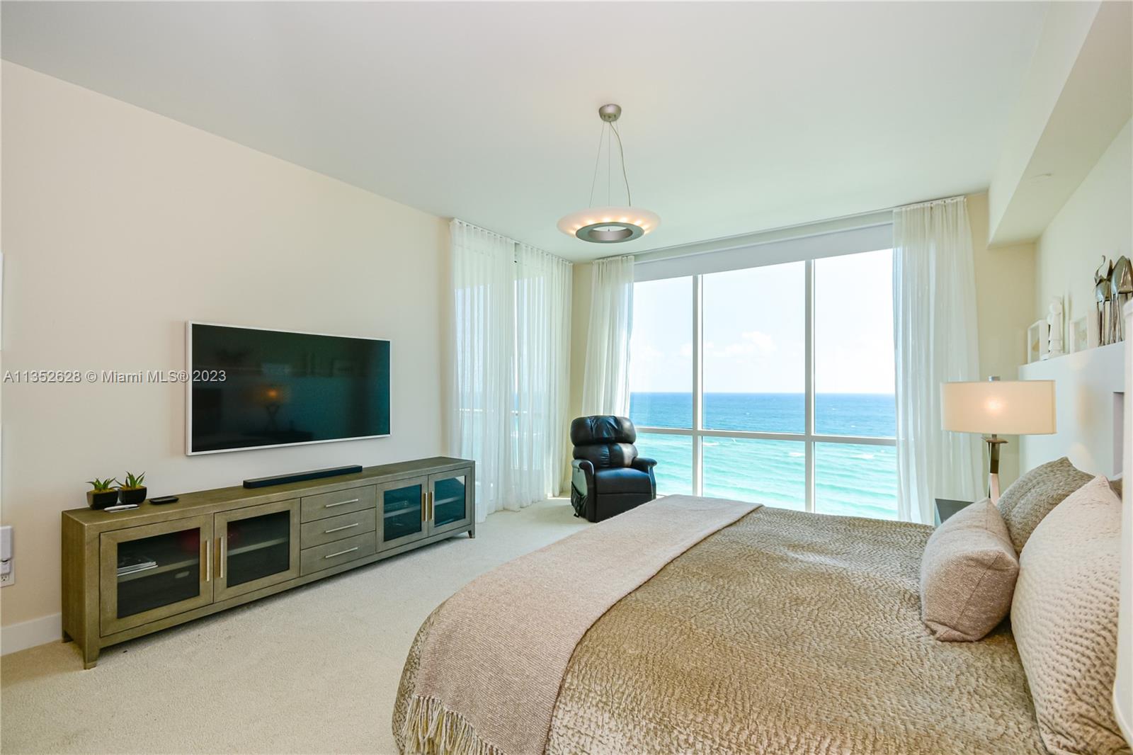 16051 Collins Ave 704, Sunny Isles Beach, Florida 33160, 4 Bedrooms Bedrooms, ,6 BathroomsBathrooms,Residential,For Sale,16051 Collins Ave 704,A11352628