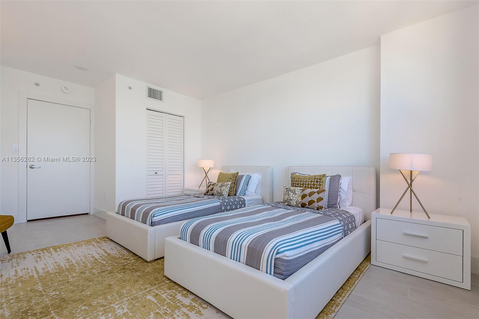 90 Alton Rd 2410, Miami Beach, Florida 33139, 2 Bedrooms Bedrooms, ,2 BathroomsBathrooms,Residentiallease,For Rent,90 Alton Rd 2410,A11356262