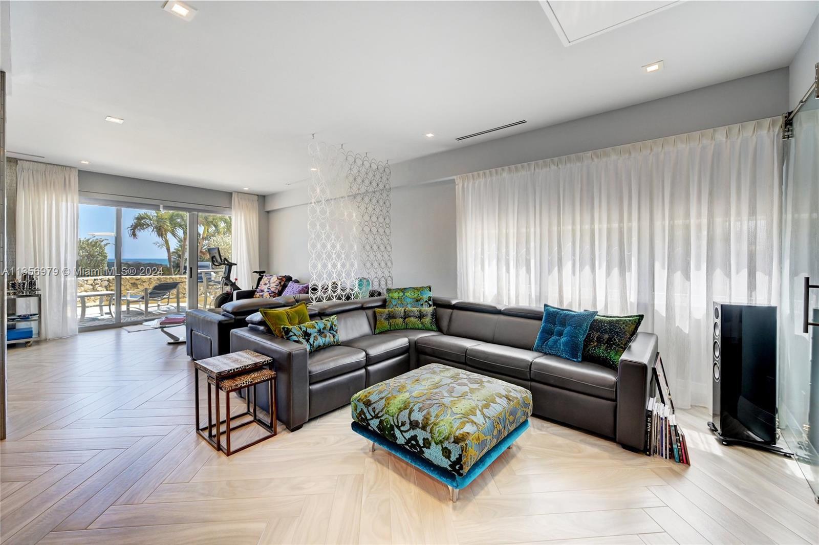 3180 S Ocean Dr 116, Hallandale Beach, Florida 33009, 2 Bedrooms Bedrooms, ,2 BathroomsBathrooms,Residential,For Sale,3180 S Ocean Dr 116,A11356979