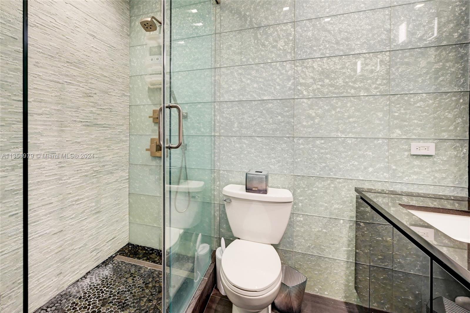 3180 S Ocean Dr 116, Hallandale Beach, Florida 33009, 2 Bedrooms Bedrooms, ,2 BathroomsBathrooms,Residential,For Sale,3180 S Ocean Dr 116,A11356979