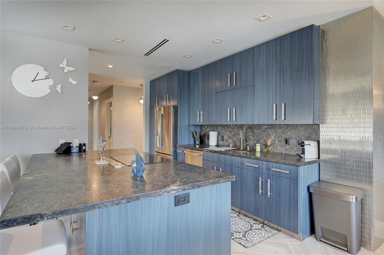 3180 S Ocean Dr 116, Hallandale Beach, Florida 33009, 2 Bedrooms Bedrooms, ,2 BathroomsBathrooms,Residential,For Sale,3180 S Ocean Dr 116,A11356979