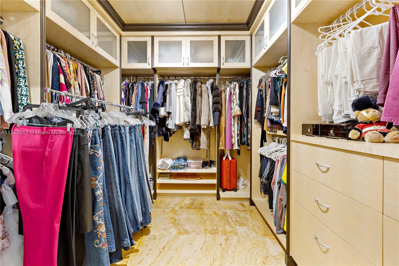 1710 Miami Ave, Miami, FL, 33129 United States, 6 Bedrooms Bedrooms, ,6 BathroomsBathrooms,Residential,For Sale,Miami Ave,A11355052