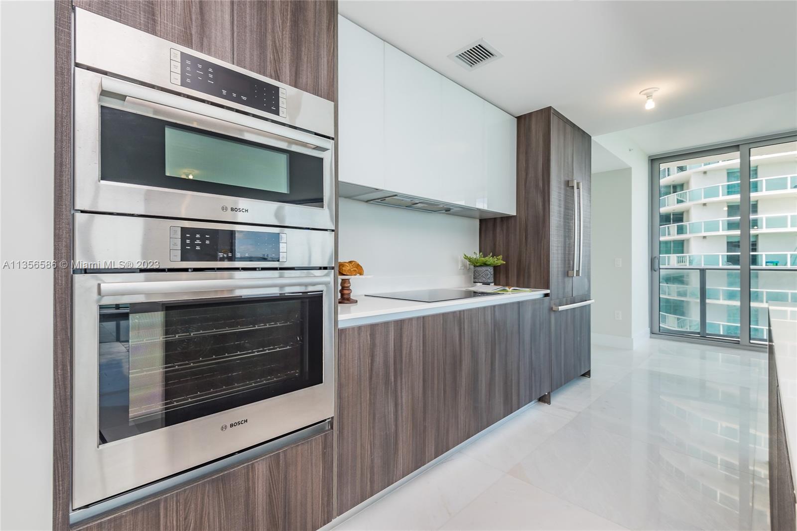 488 NE 18th St 4515, Miami, Florida 33132, 3 Bedrooms Bedrooms, ,4 BathroomsBathrooms,Residential,For Sale,488 NE 18th St 4515,A11356586