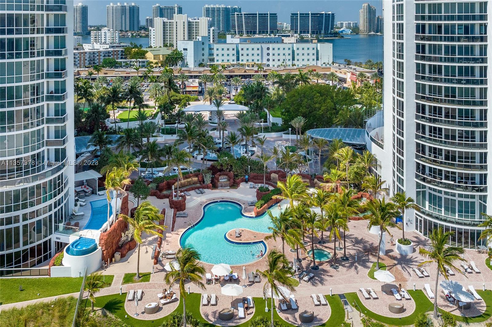 18101 Collins Ave, Sunny Isles Beach, FL, 33160 United States, 3 Bedrooms Bedrooms, ,3 BathroomsBathrooms,Residential,For Sale,Collins Ave,A11357378