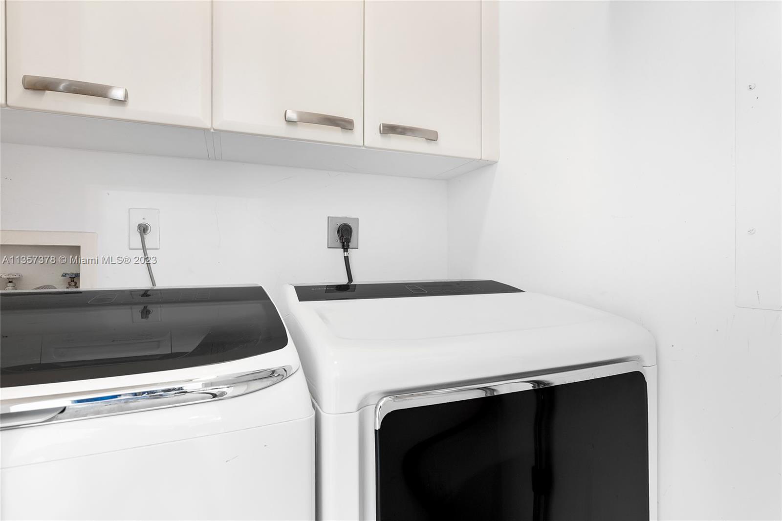 18101 Collins Ave, Sunny Isles Beach, FL, 33160 United States, 3 Bedrooms Bedrooms, ,3 BathroomsBathrooms,Residential,For Sale,Collins Ave,A11357378