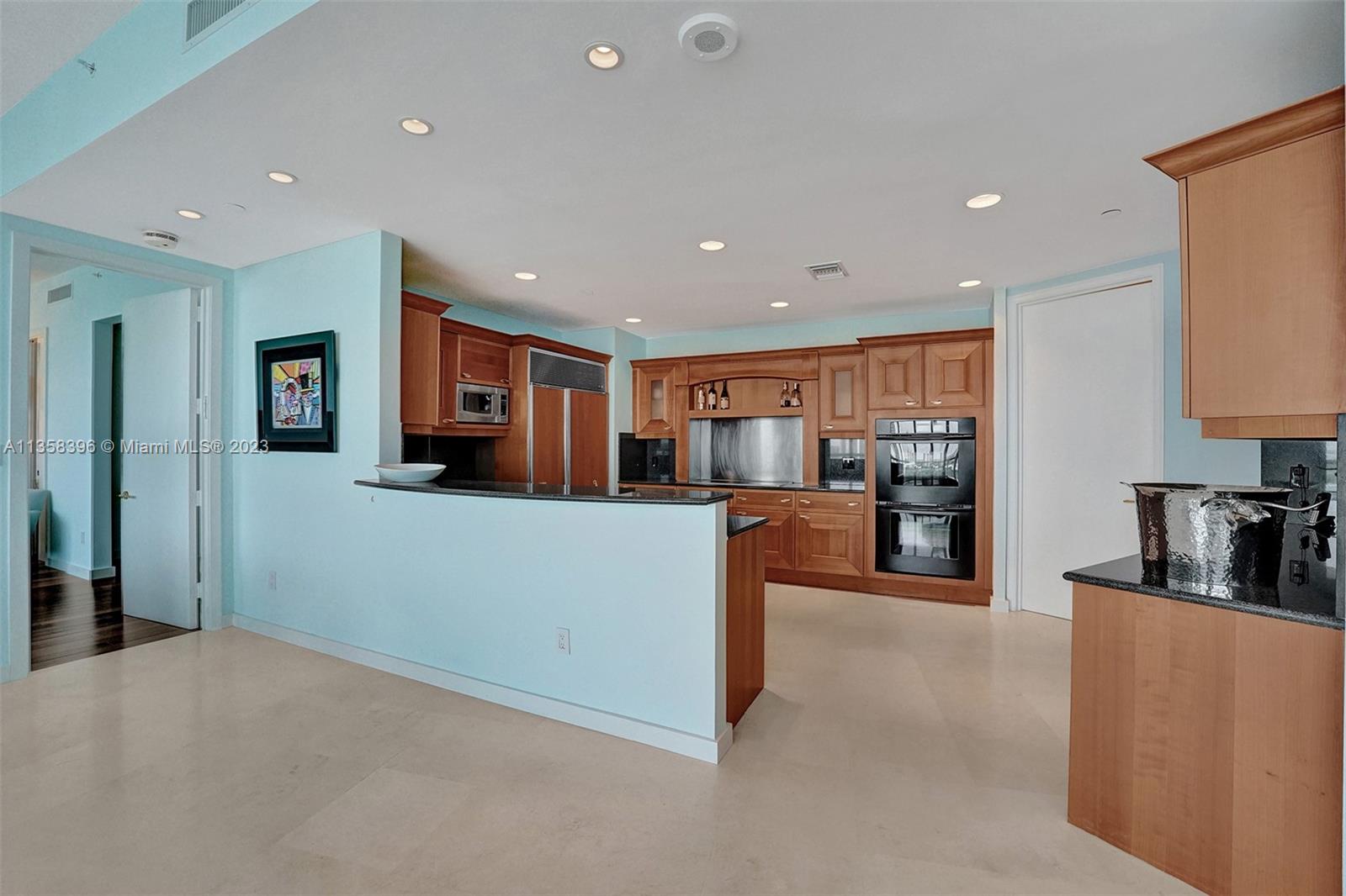 20155 38th Ct, Aventura, FL, 33180 United States, 2 Bedrooms Bedrooms, ,2 BathroomsBathrooms,Residential,For Sale,38th Ct,A11358396