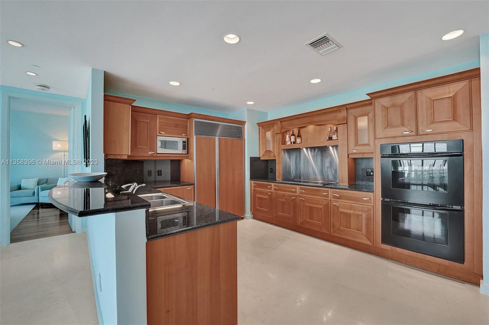 20155 38th Ct, Aventura, FL, 33180 United States, 2 Bedrooms Bedrooms, ,2 BathroomsBathrooms,Residential,For Sale,38th Ct,A11358396