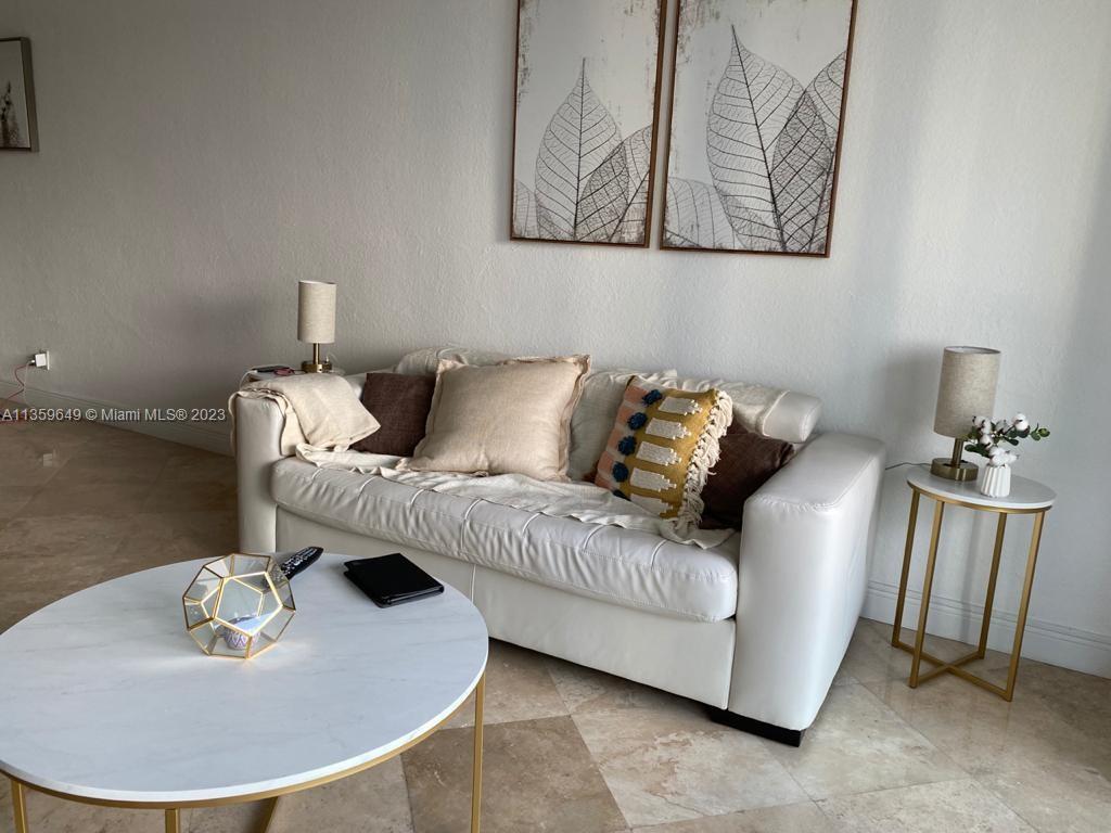 19370 Collins Ave, Sunny Isles Beach, FL, 33160 United States, 1 Bedroom Bedrooms, ,1 BathroomBathrooms,Residential,For Sale,Collins Ave,A11359649