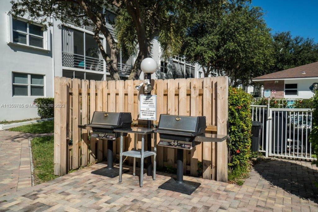 1501 S Ocean Blvd 315, Lauderdale By The Sea, Florida 33062, 1 Bedroom Bedrooms, ,1 BathroomBathrooms,Residentiallease,For Rent,1501 S Ocean Blvd 315,A11359785