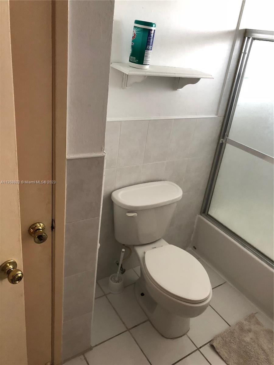 1750 191st St, Miami, FL, 33179 United States, 1 Bedroom Bedrooms, ,1 BathroomBathrooms,Residential,For Sale,191st St,A11359922