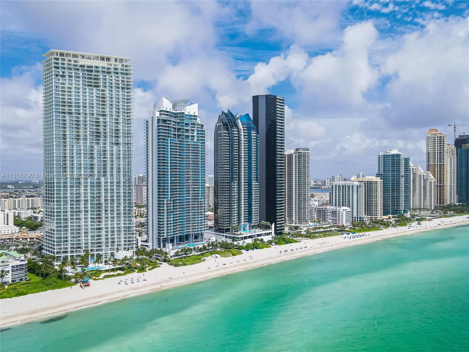 Sunny Isles Beach, FL, 33160 United States, 3 Bedrooms Bedrooms, ,4 BathroomsBathrooms,Residential,For Sale,A11356790