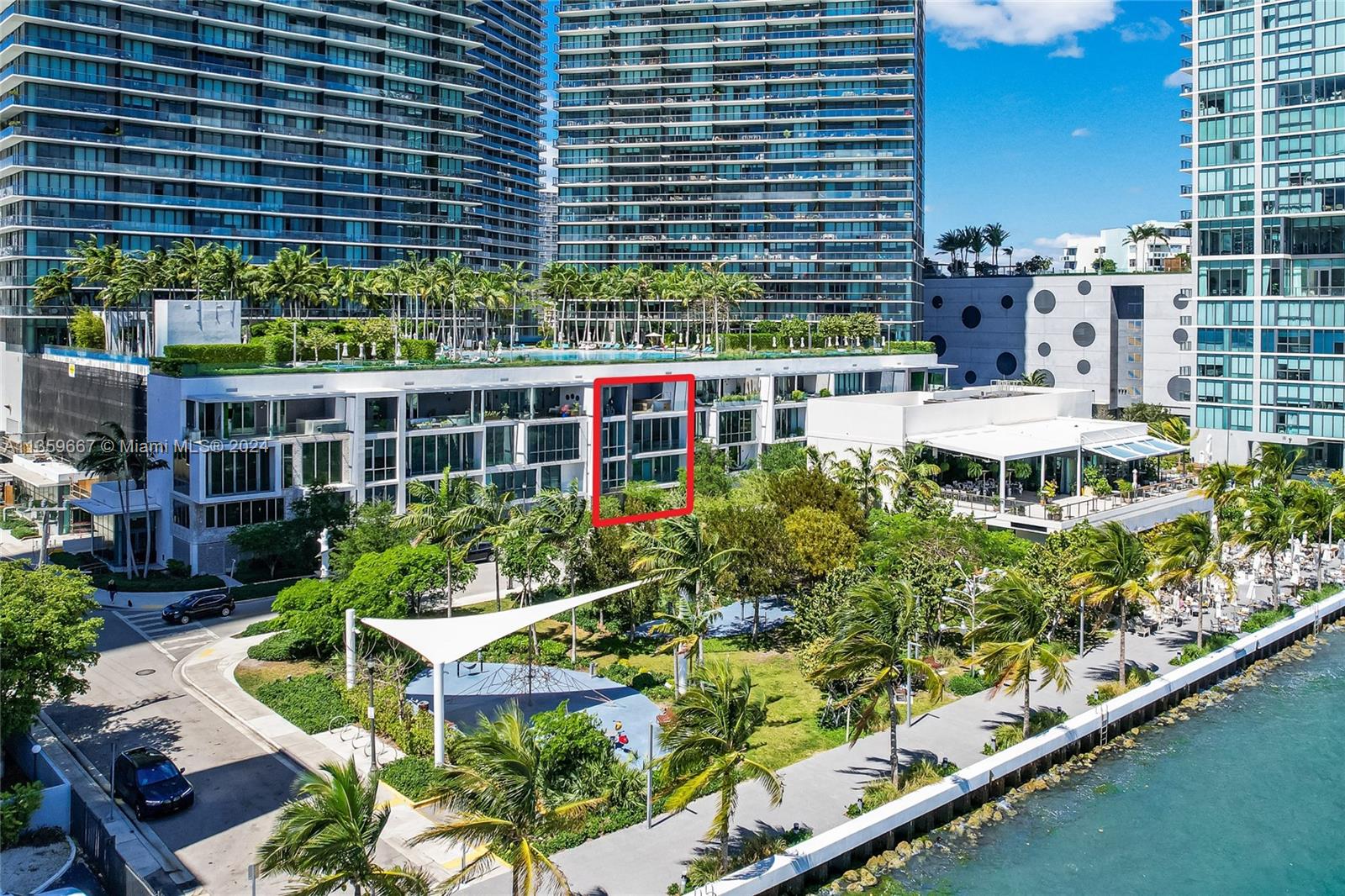 650 32nd St, Miami, FL, 33137 United States, 3 Bedrooms Bedrooms, ,4 BathroomsBathrooms,Residential,For Sale,32nd St,A11359667