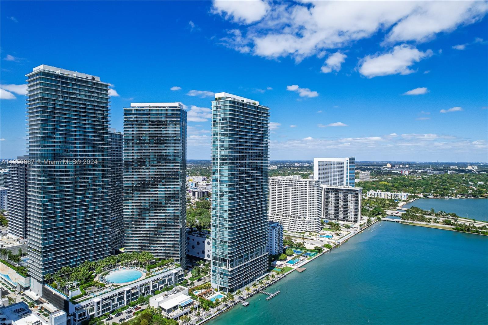 650 32nd St, Miami, FL, 33137 United States, 3 Bedrooms Bedrooms, ,4 BathroomsBathrooms,Residential,For Sale,32nd St,A11359667