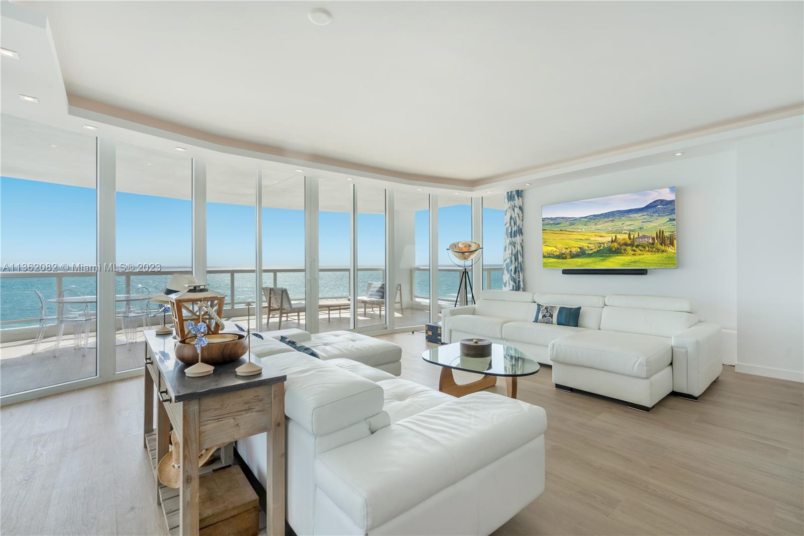 4201 Collins Ave, Miami Beach, FL, 33140 United States, 3 Bedrooms Bedrooms, ,3 BathroomsBathrooms,Residential,For Sale,Collins Ave,A11362082