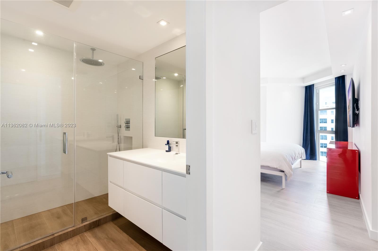 4201 Collins Ave, Miami Beach, FL, 33140 United States, 3 Bedrooms Bedrooms, ,3 BathroomsBathrooms,Residential,For Sale,Collins Ave,A11362082